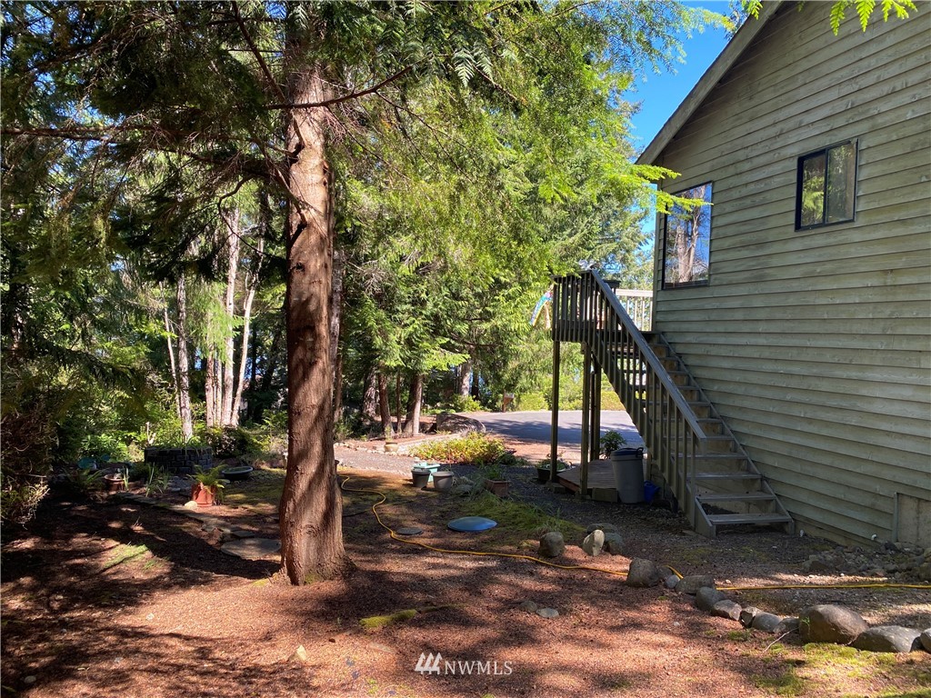 910 Rhododendron Lane Brinnon, WA 98320 - Photo 2 of 32 Gallery Image 2