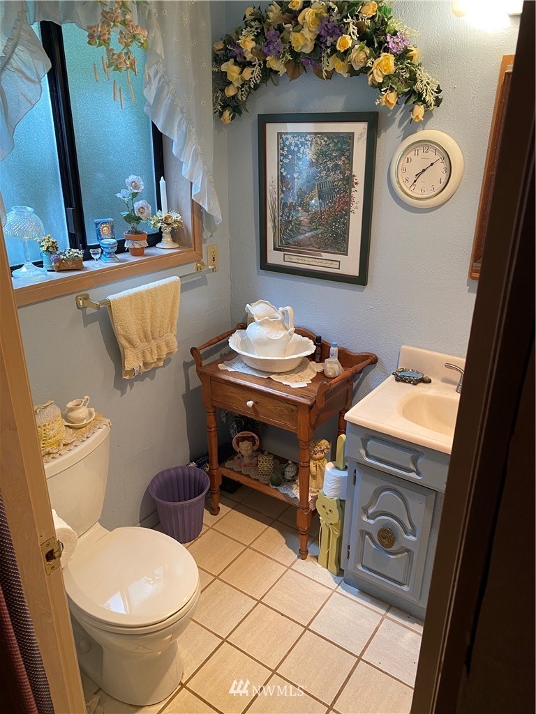 910 Rhododendron Lane Brinnon, WA 98320 - Photo 16 of 32 Gallery Image 16
