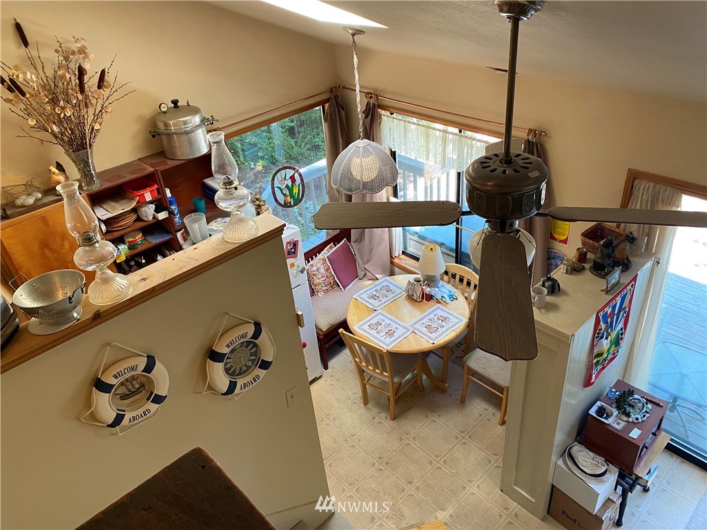 910 Rhododendron Lane Brinnon, WA 98320 - Photo 9 of 32 Gallery Image 9