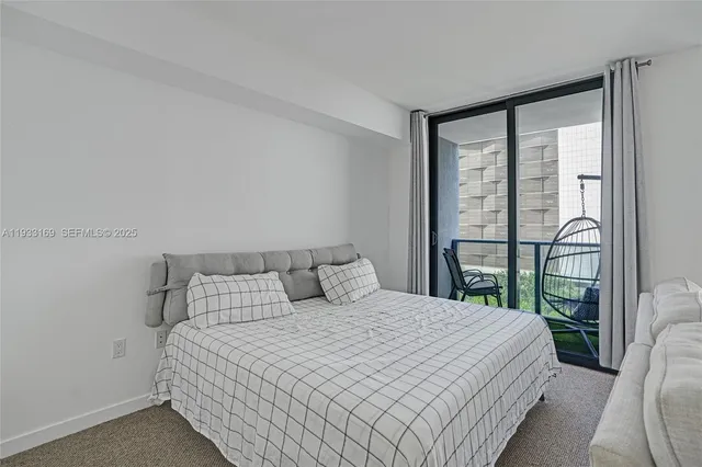 $325,000 | 31 Southeast 6th Street, Unit 805, Miami, FL 33131