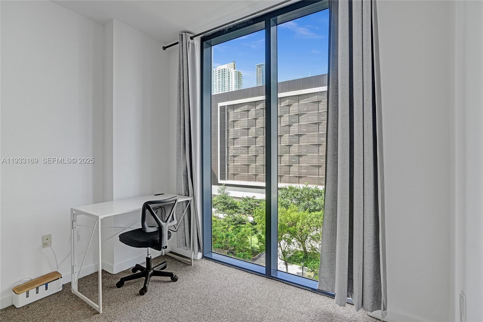 31 Southeast 6th Street, Unit 805 Miami, FL 33131 - Photo 16 of 33