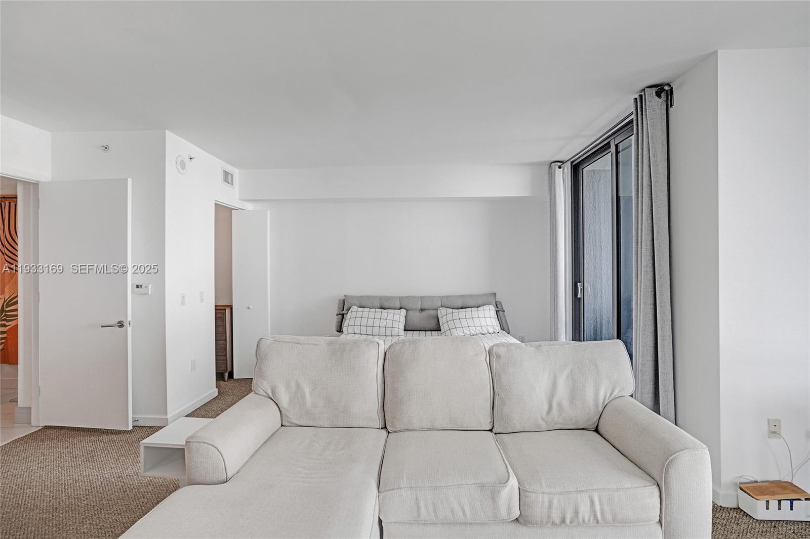 31 Southeast 6th Street, Unit 805 Miami, FL 33131 - Photo 22 of 33