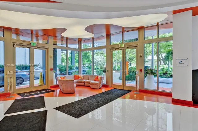 $325,000 | 31 Southeast 6th Street, Unit 805, Miami, FL 33131