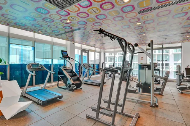 $325,000 | 31 Southeast 6th Street, Unit 805, Miami, FL 33131