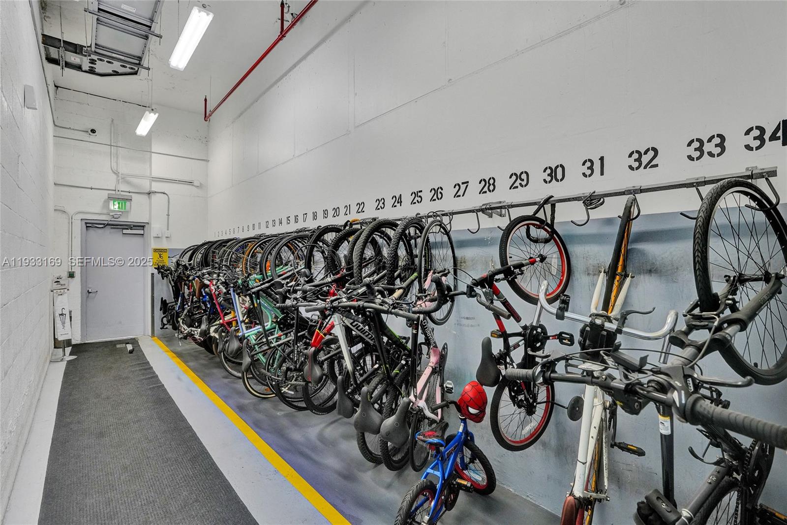 31 Southeast 6th Street, Unit 805 Miami, FL 33131 - Photo 31 of 33