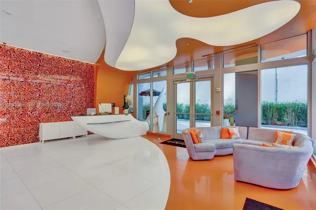 $325,000 | 31 Southeast 6th Street, Unit 805, Miami, FL 33131