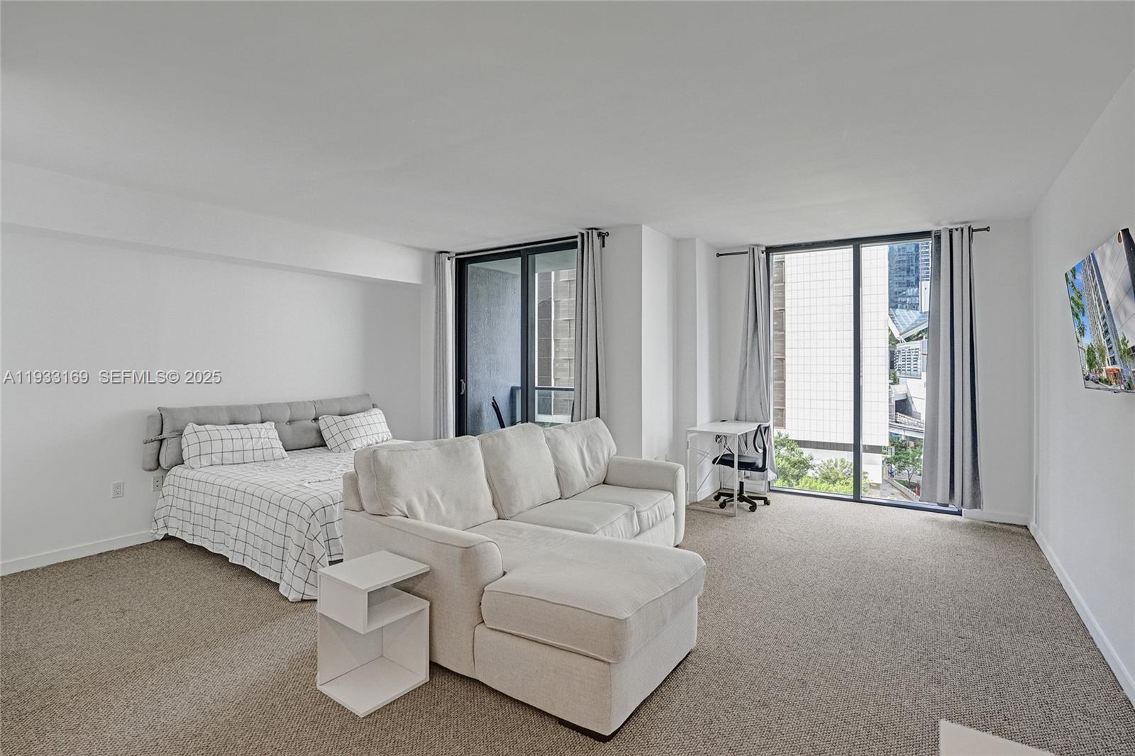 31 Southeast 6th Street, Unit 805 Miami, FL 33131 - Photo 6 of 33