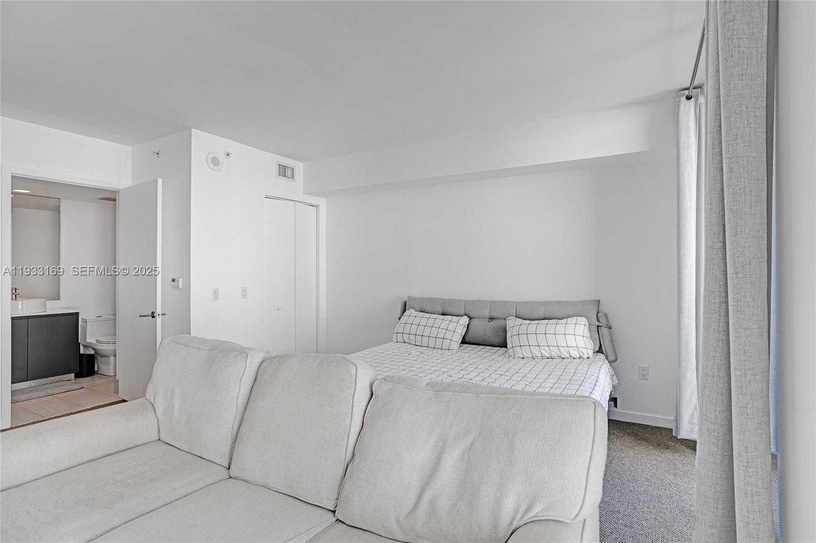 31 Southeast 6th Street, Unit 805 Miami, FL 33131 - Photo 9 of 33