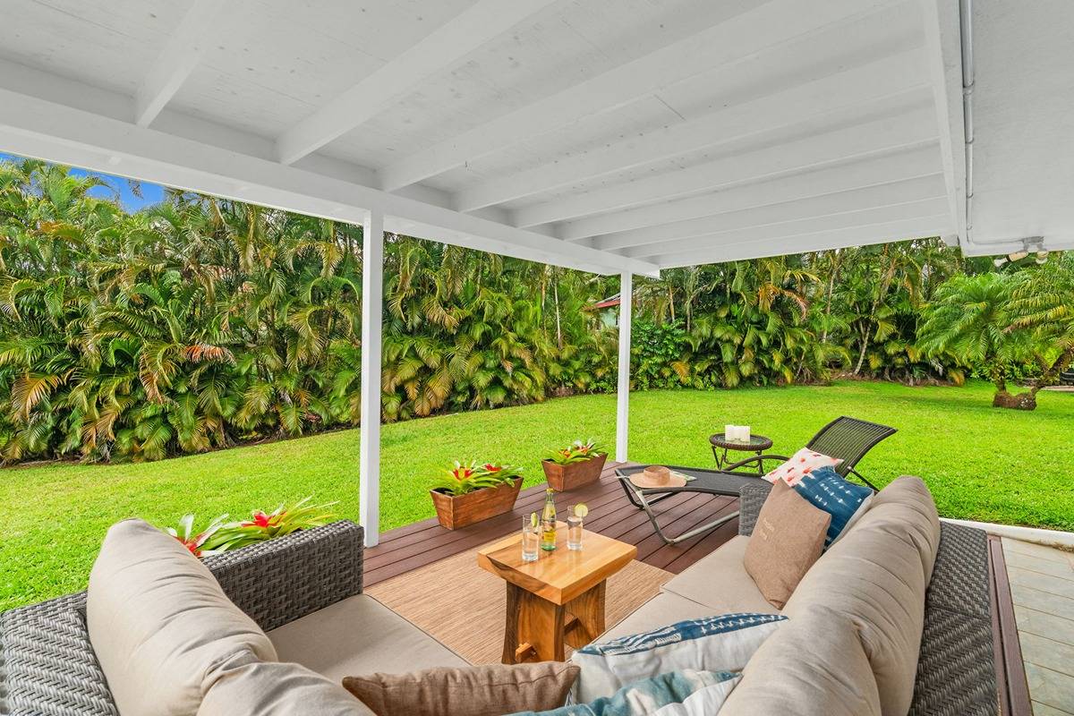 6427 Puupilo Road Kapaa, HI 96746 - Photo 22 of 27 a view of a patio with a yard