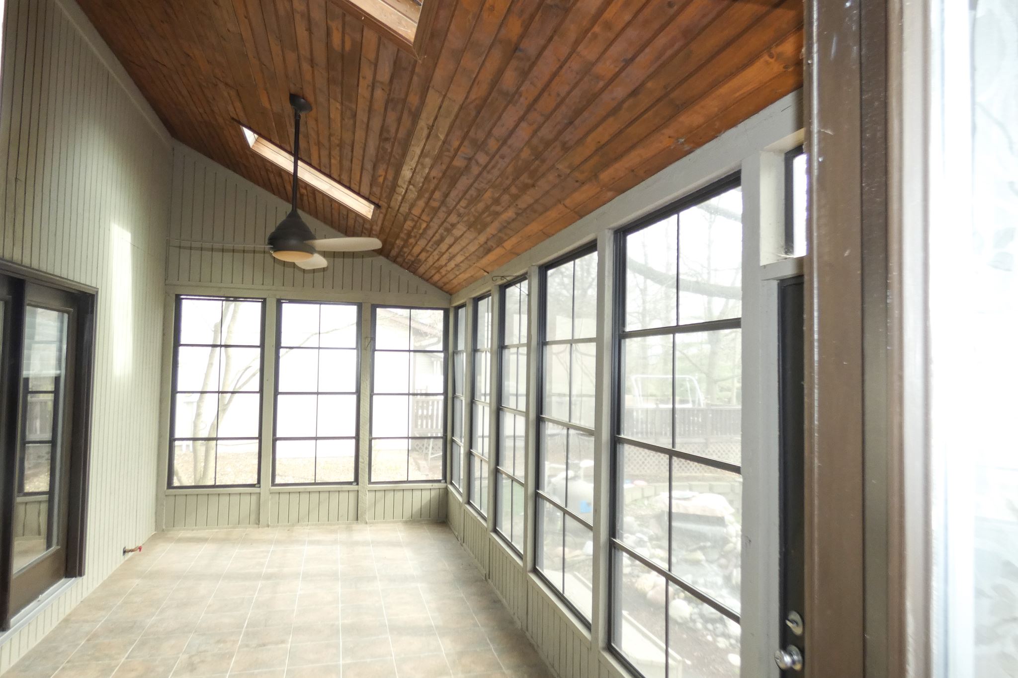 3546 West Chartwell Road Peoria, IL 61614 - Photo 18 of 41 Gallery Image 18