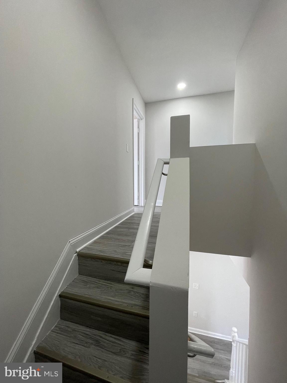 1806 East Lanvale Street Baltimore, MD 21213 - Photo 10 of 23 a view of entryway