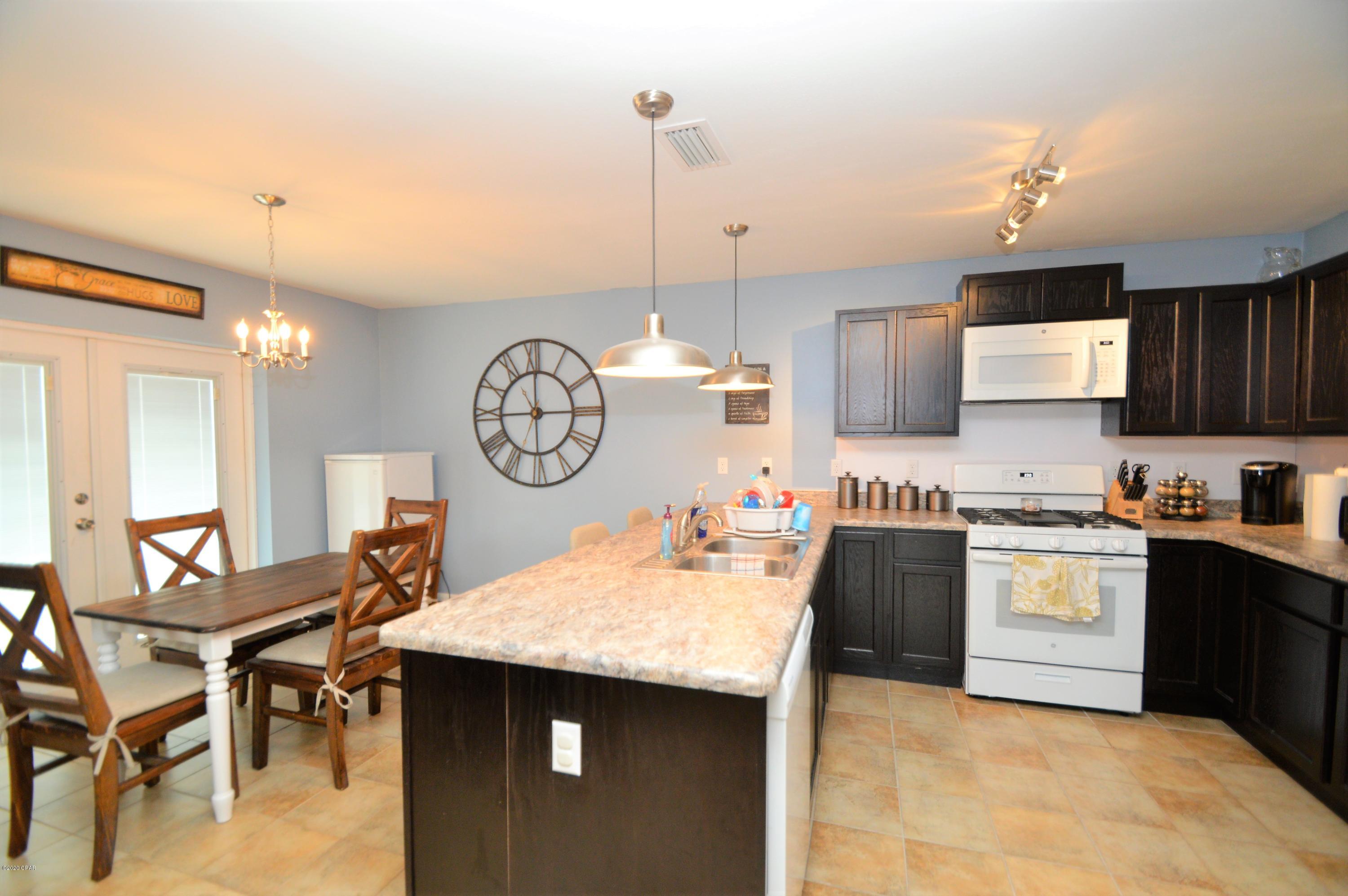 2582 Clayton Road Chipley, FL 32428 - Photo 9 of 15 Gallery Image 9
