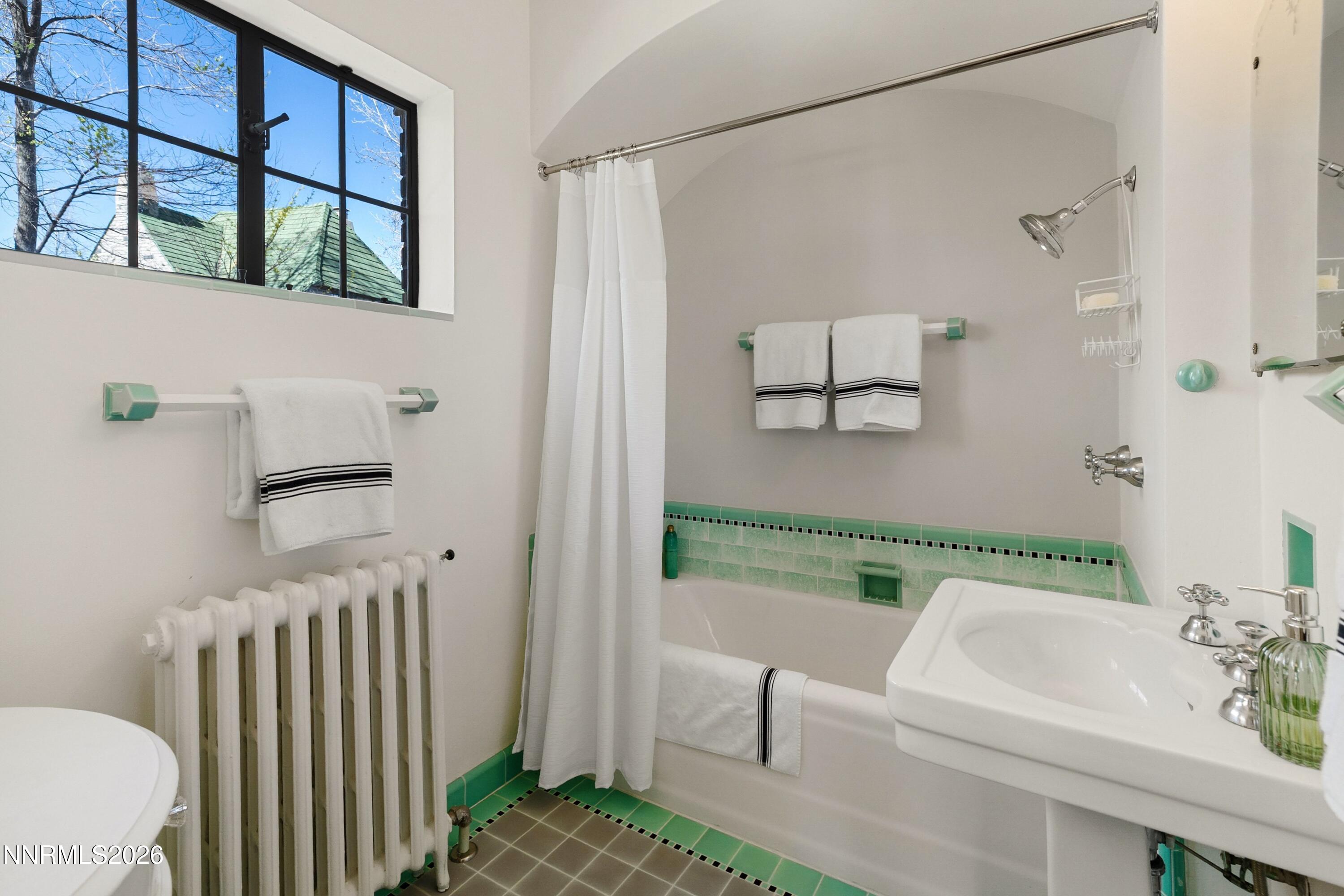 581 Ridge Street Reno, NV 89501 - Photo 34 of 88 039_68-print-581_ridge-44_570