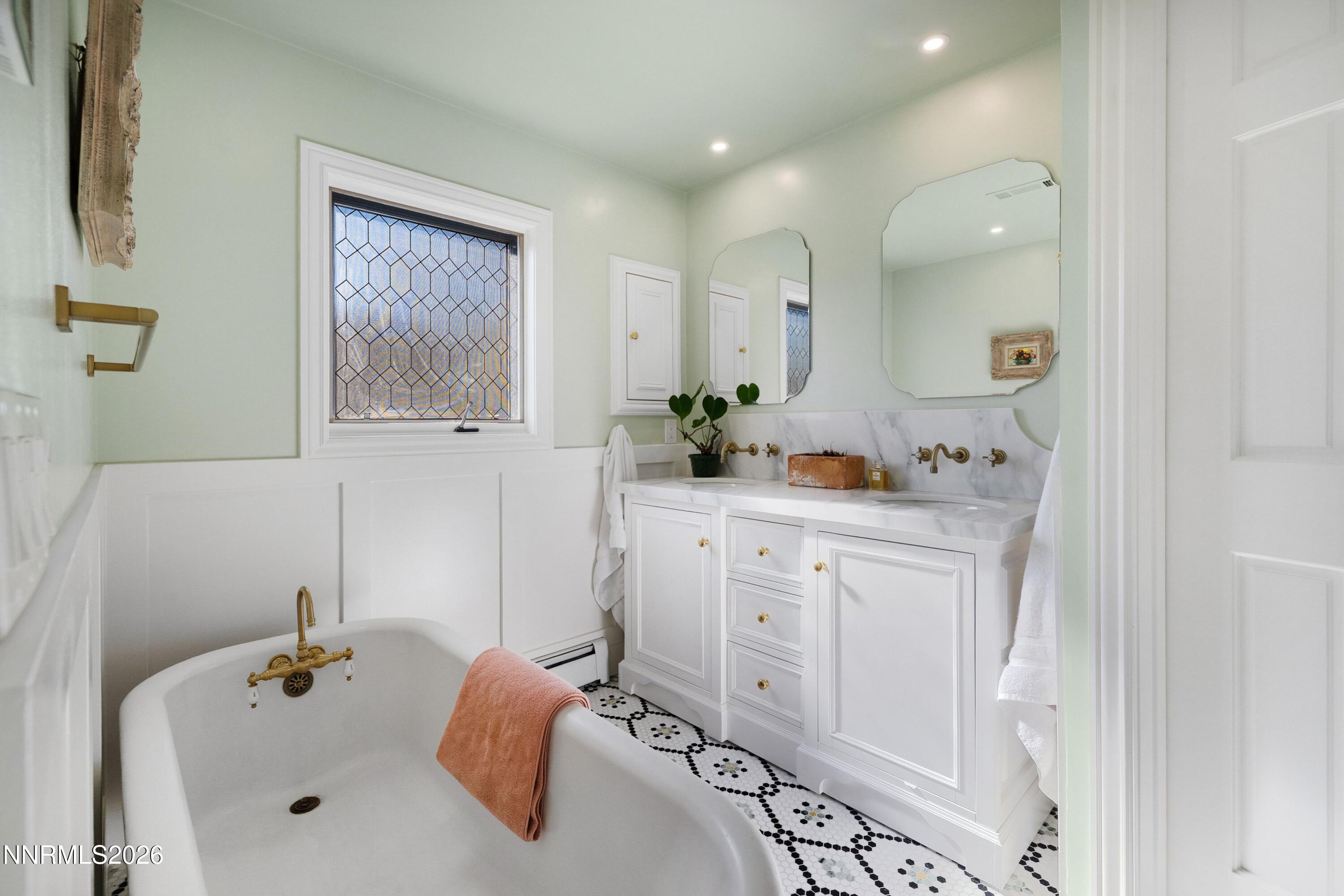 581 Ridge Street Reno, NV 89501 - Photo 41 of 88 046_80-print-581_ridge-56_462