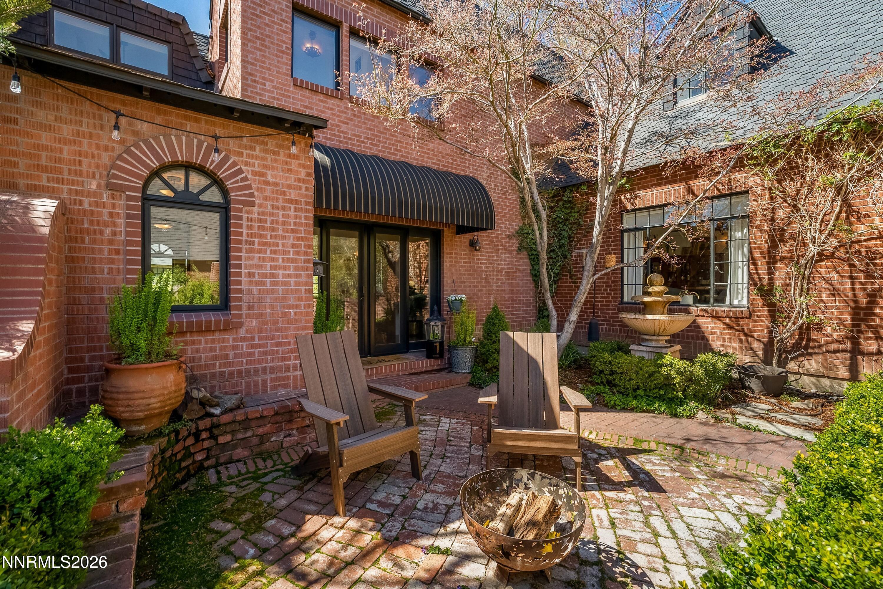 581 Ridge Street Reno, NV 89501 - Photo 7 of 88 081_30-print-581_ridge-6_397