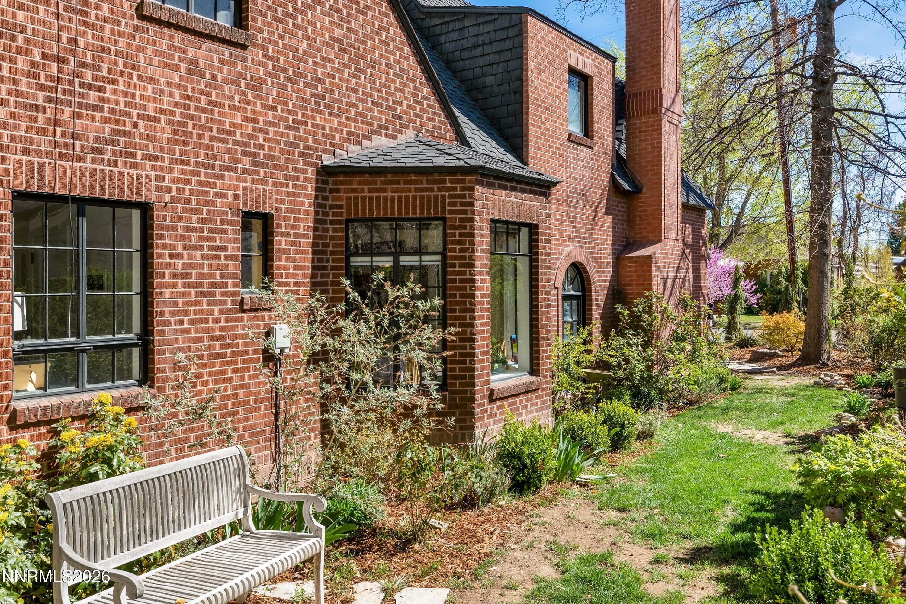 581 Ridge Street Reno, NV 89501 - Photo 78 of 88 082_34-print-581_ridge-10_458