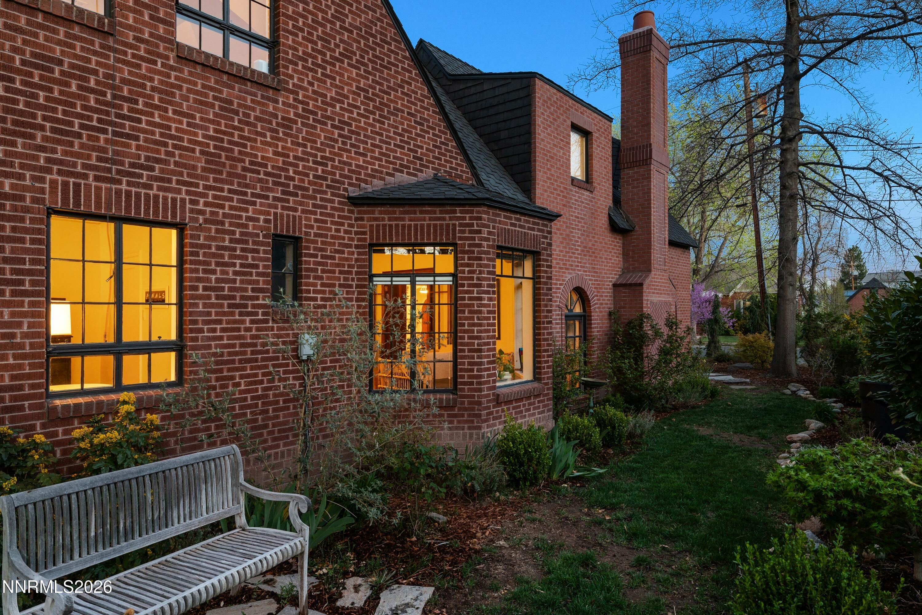581 Ridge Street Reno, NV 89501 - Photo 81 of 88 087_14-print-581_ridge-103_567