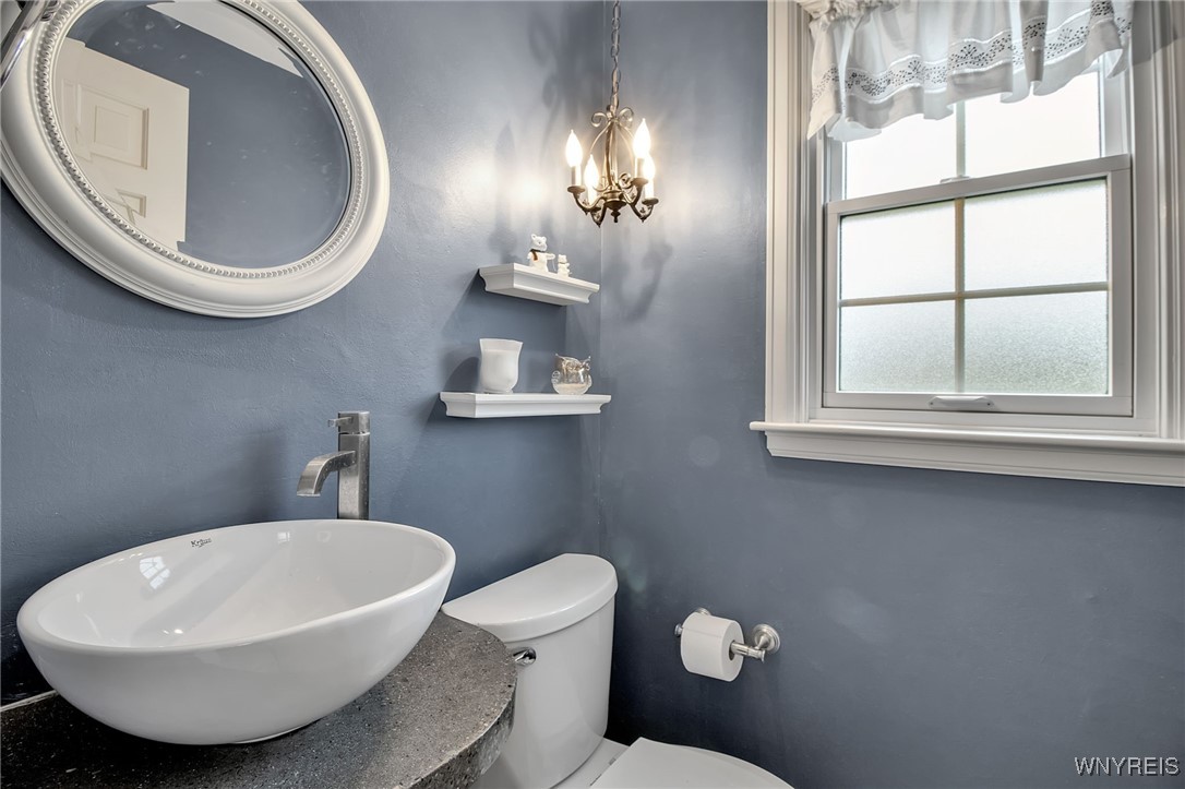 54 Surrey Amherst, NY 14221 - Photo 19 of 46 1st floor bathroom