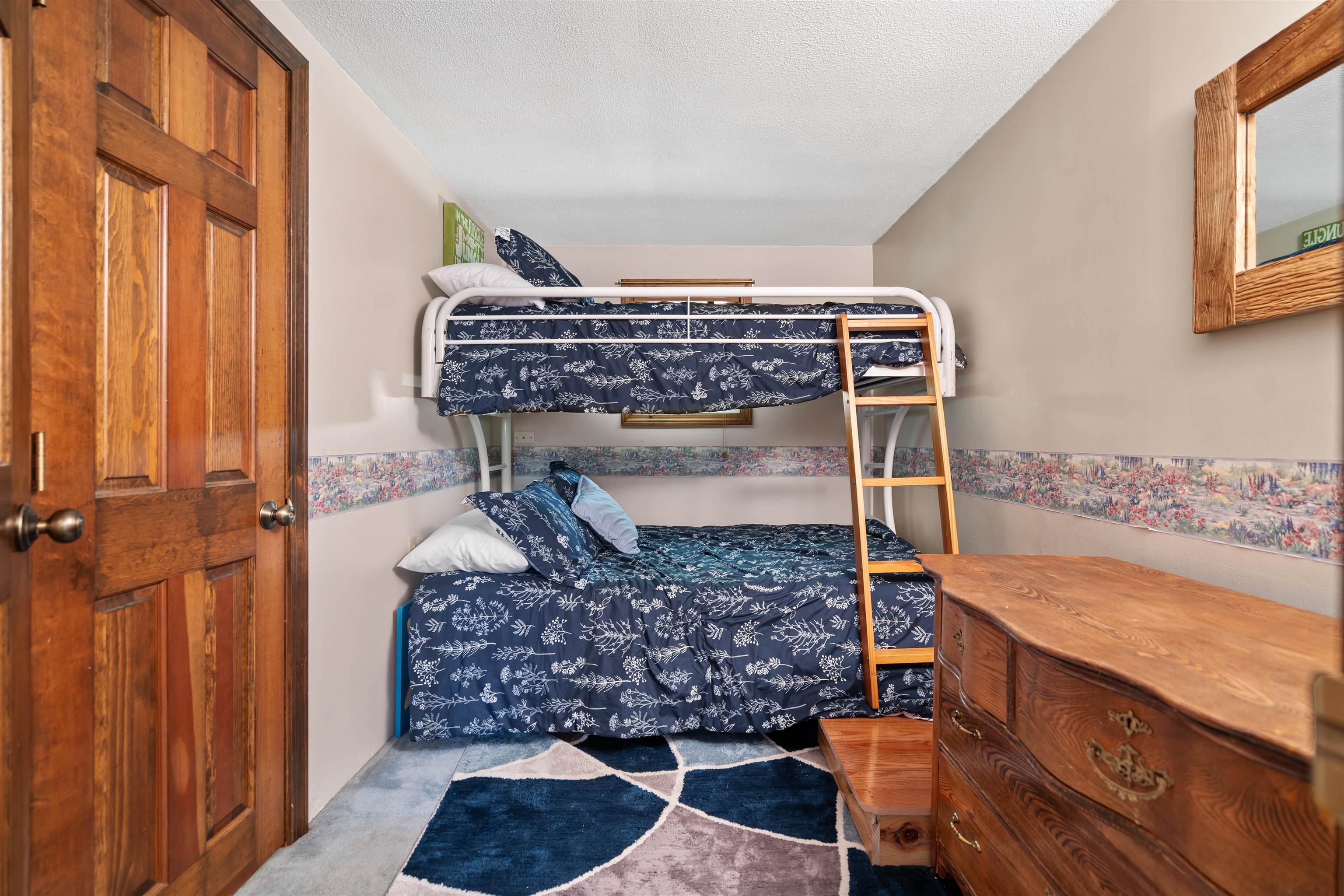 347 New Hampshire Rte 175 Holderness, NH 03245 - Photo 19 of 54