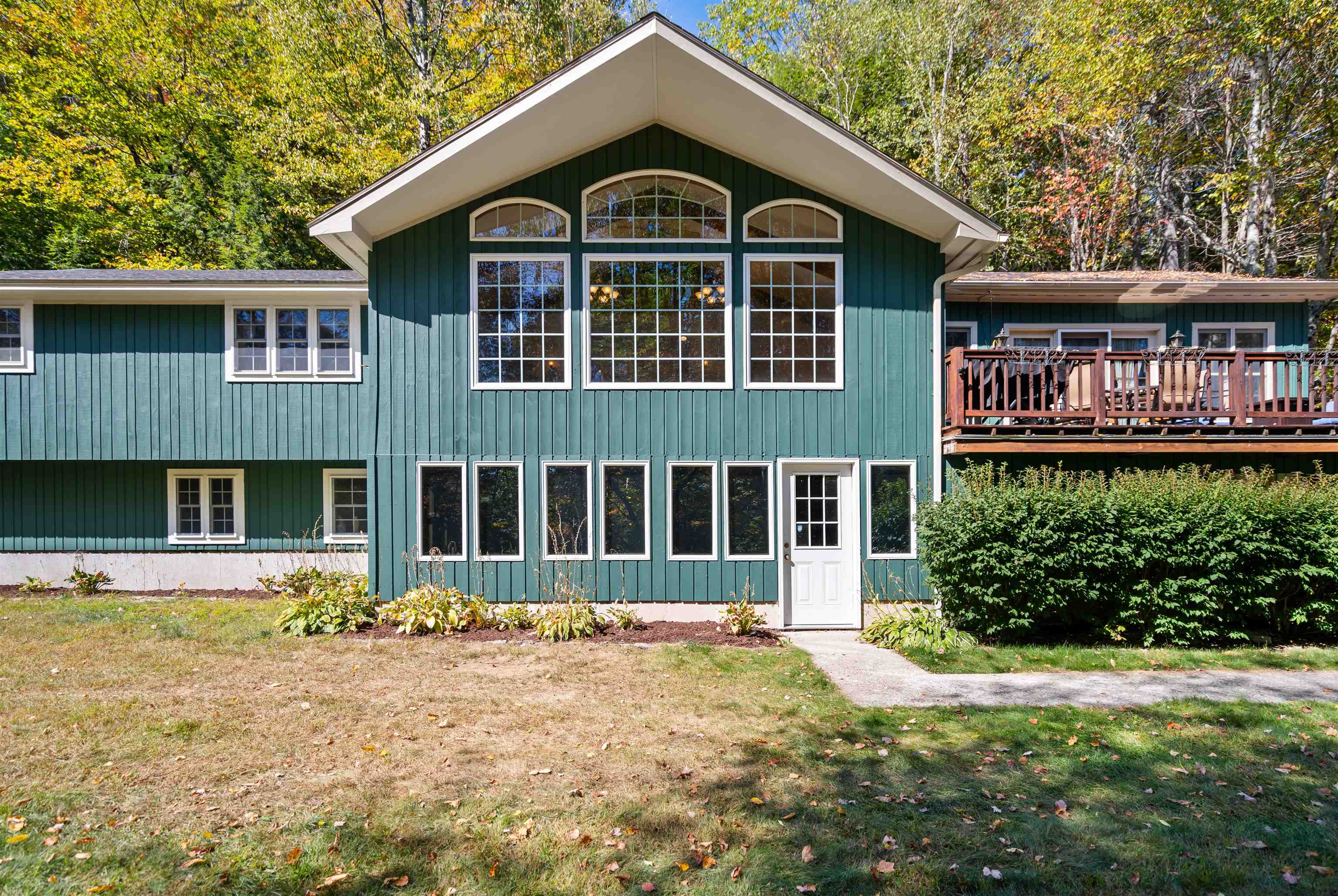 347 New Hampshire Rte 175 Holderness, NH 03245 - Photo 3 of 54