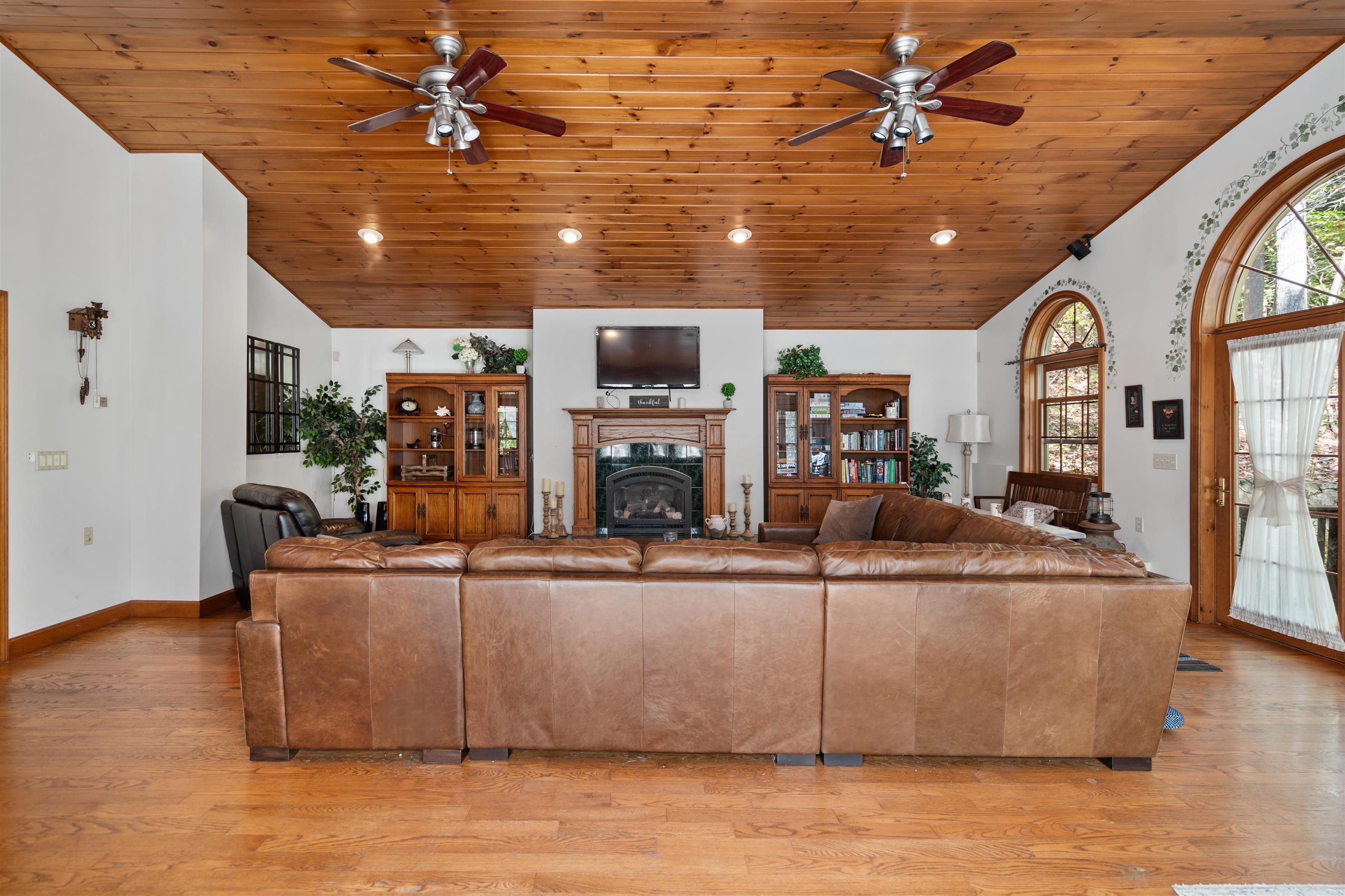 347 New Hampshire Rte 175 Holderness, NH 03245 - Photo 7 of 54