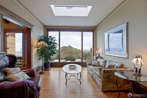 $5,950,000 | 415 Buena Vista Avenue East, San Francisco, CA 94117
