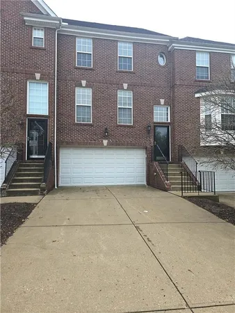 $2,795 | 523 East Vanderbilt Drive, Mars, PA 16046