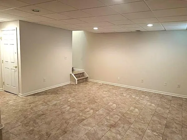 $2,795 | 523 East Vanderbilt Drive, Mars, PA 16046