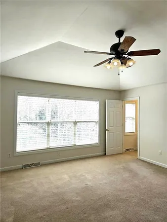 $2,795 | 523 East Vanderbilt Drive, Mars, PA 16046