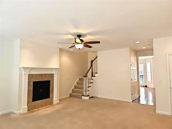 $2,795 | 523 East Vanderbilt Drive, Mars, PA 16046