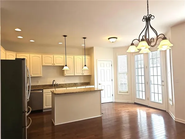 $2,795 | 523 East Vanderbilt Drive, Mars, PA 16046