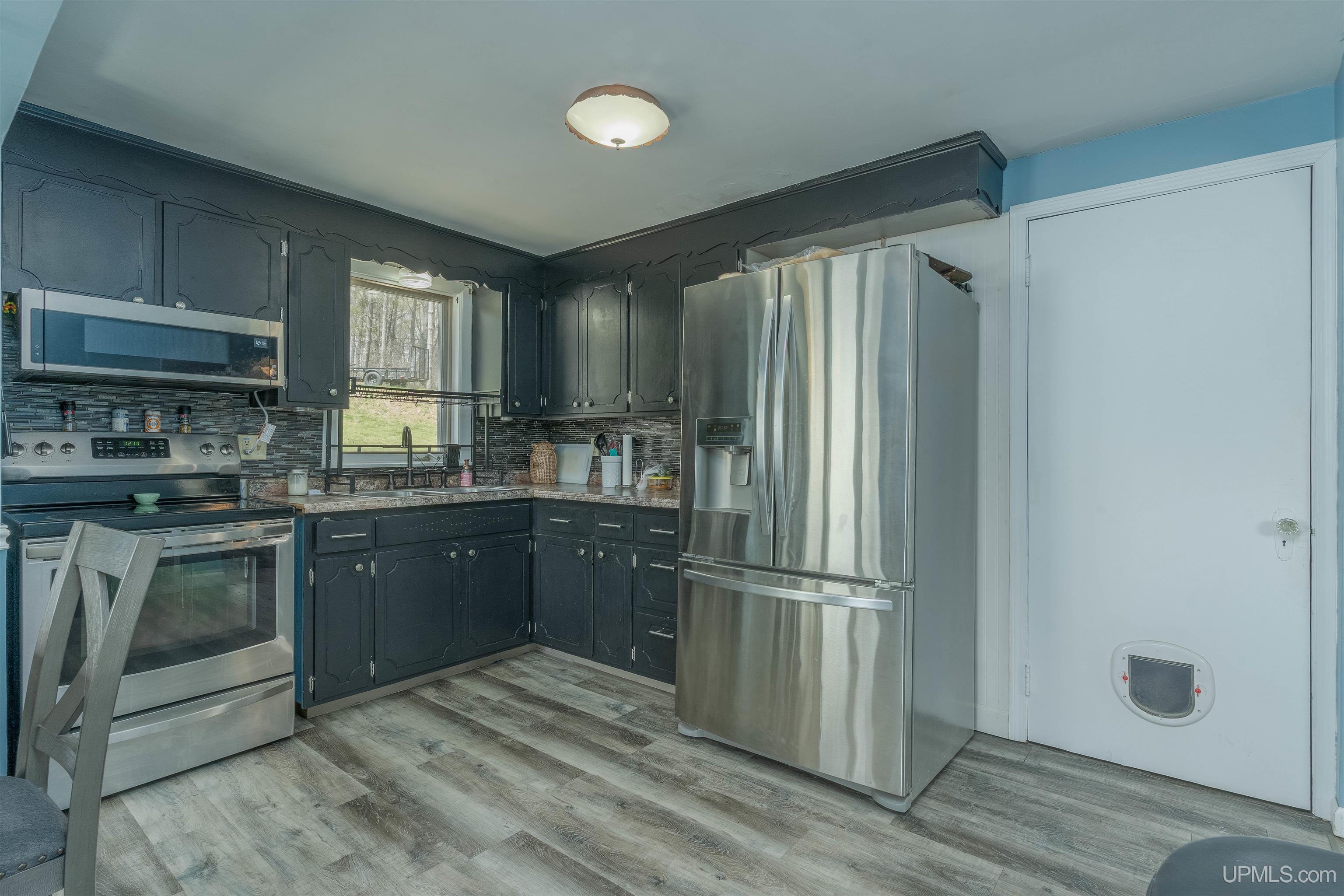 725 West Ice Lake Road Iron River, MI 49935 - Photo 6 of 31