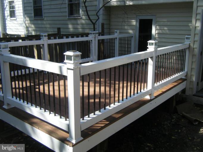 5981 Grand Banks Road Columbia, MD 21044 - Photo 16 of 27 Deck off kitchen area