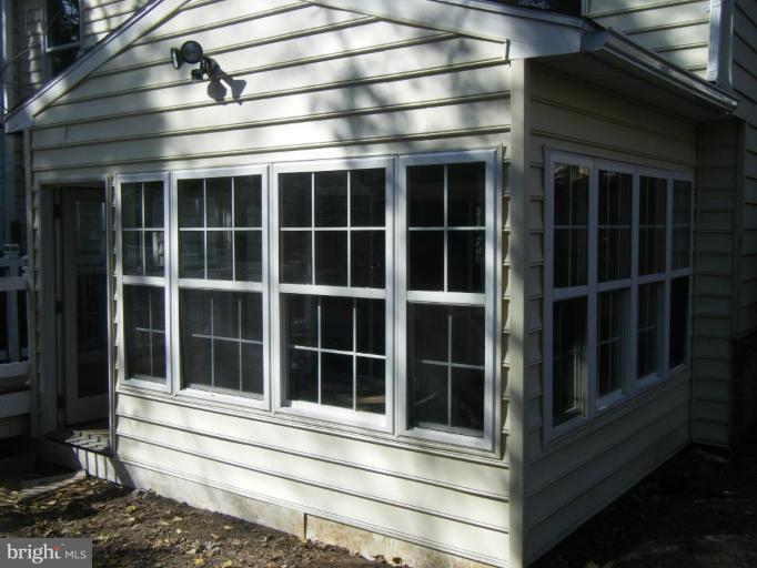 5981 Grand Banks Road Columbia, MD 21044 - Photo 18 of 27 sun room