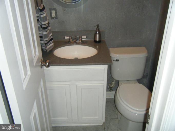 5981 Grand Banks Road Columbia, MD 21044 - Photo 24 of 27 Half bath main level