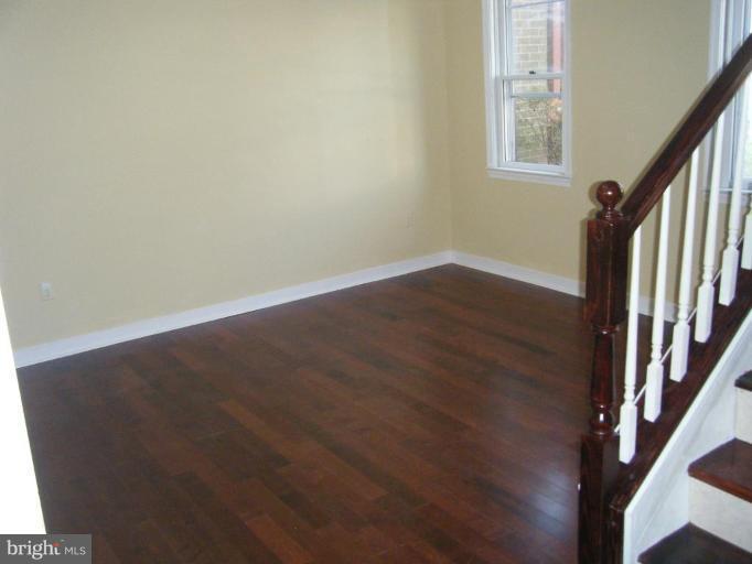 5981 Grand Banks Road Columbia, MD 21044 - Photo 26 of 27 Dining Area