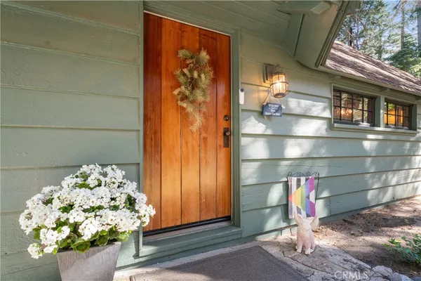 $1,349,000 | 840 Coyote Walk, Lake Arrowhead, CA 92352