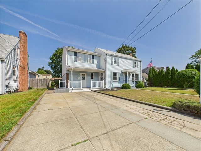 $441,000 | 85 Pilgrim Drive, Warwick, RI 02888