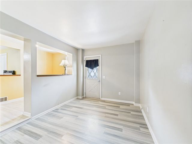 $441,000 | 85 Pilgrim Drive, Warwick, RI 02888