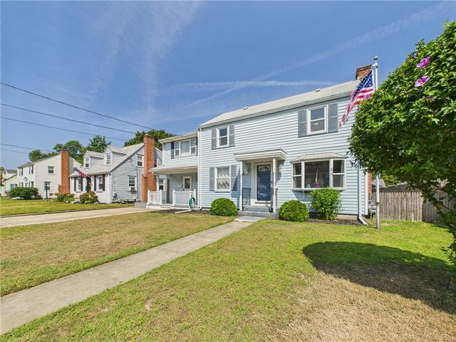 $441,000 | 85 Pilgrim Drive, Warwick, RI 02888