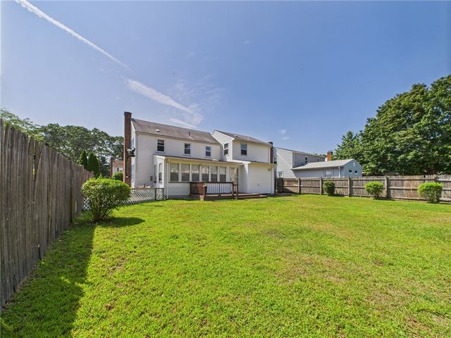 $441,000 | 85 Pilgrim Drive, Warwick, RI 02888