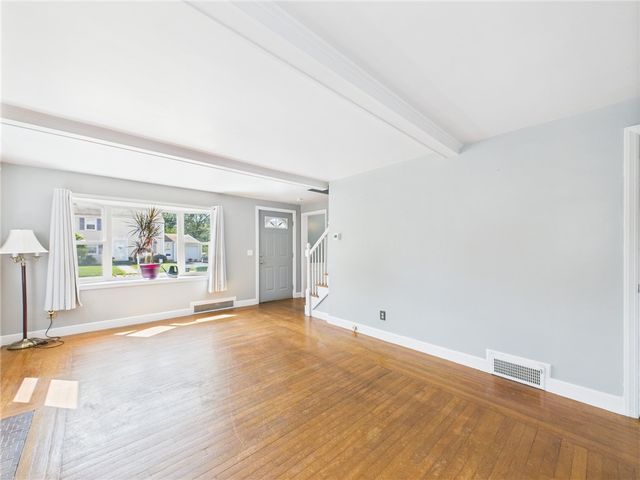 $441,000 | 85 Pilgrim Drive, Warwick, RI 02888