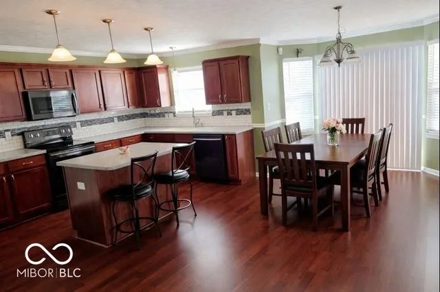 $367,400 | 7633 Ballybay Drive, Indianapolis, IN 46239