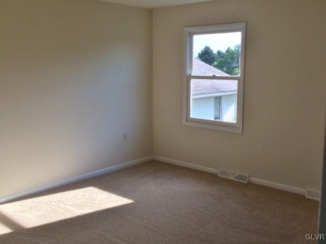 1620 Hidden Valley Road Allentown, PA 18103 - Photo 6 of 12 Gallery Image 6