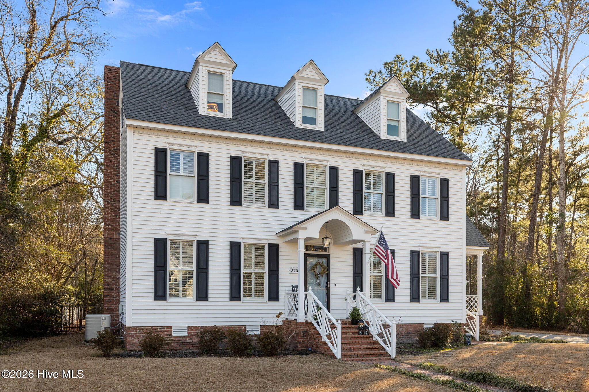 2707 East Fairway Road Morehead City, NC 28557 - Photo 2 of 59 3-web-or-mls-1S3A2814