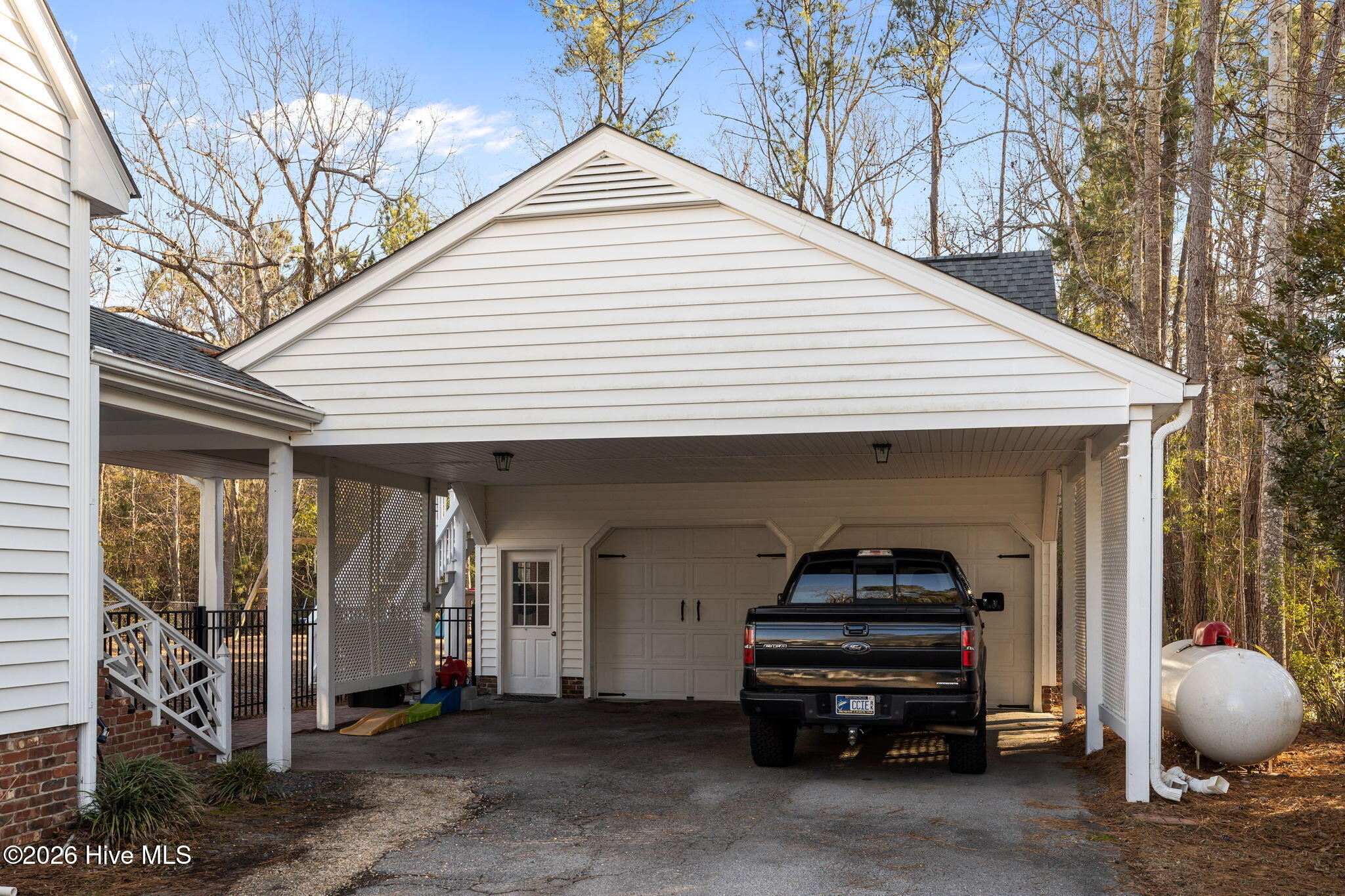 2707 East Fairway Road Morehead City, NC 28557 - Photo 44 of 59 Carport/double garage