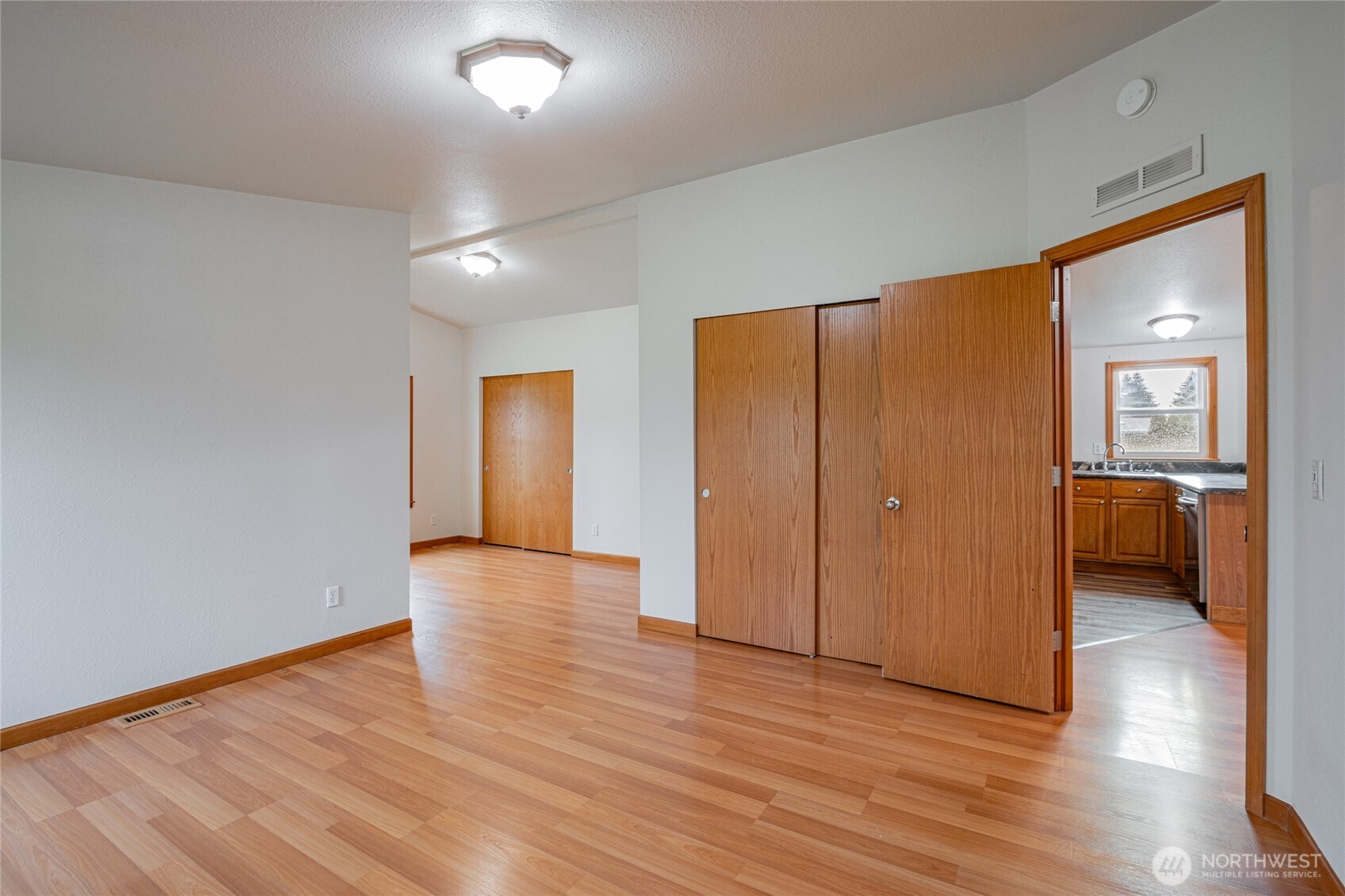 18231 Doris Lane Southwest Rochester, WA 98579 - Photo 9 of 22