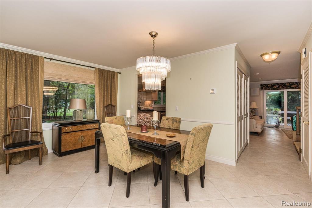 846 Leinster Road Rochester Hills, MI 48309 - Photo 5 of 35
