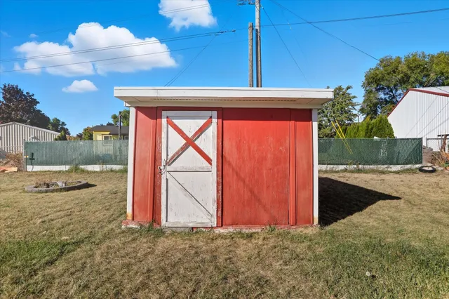 $300,000 | 19023 East Valleyway Avenue, Greenacres, WA 99016