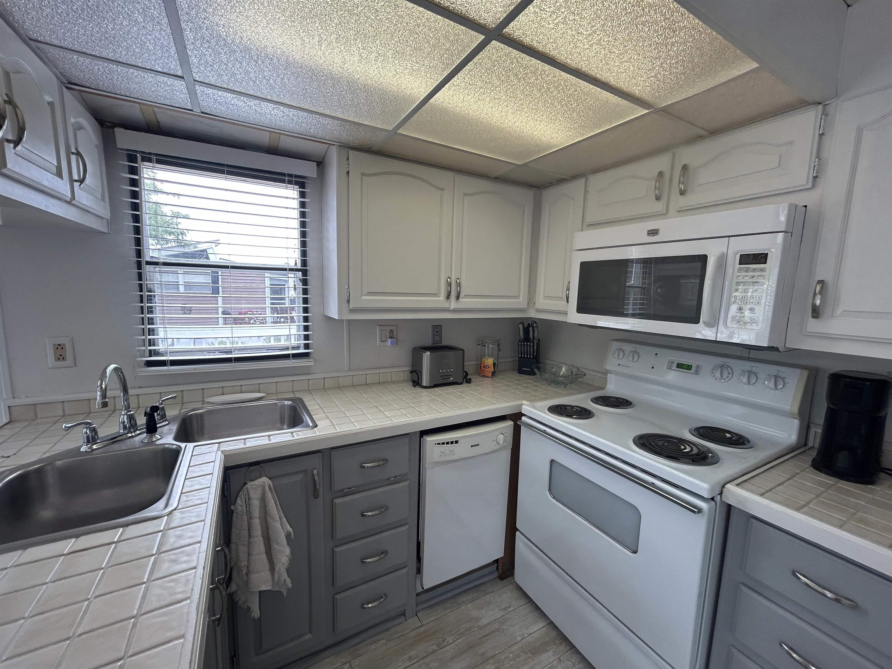 308 State Route 286, Unit 102 Seabrook, NH 03874 - Photo 21 of 31